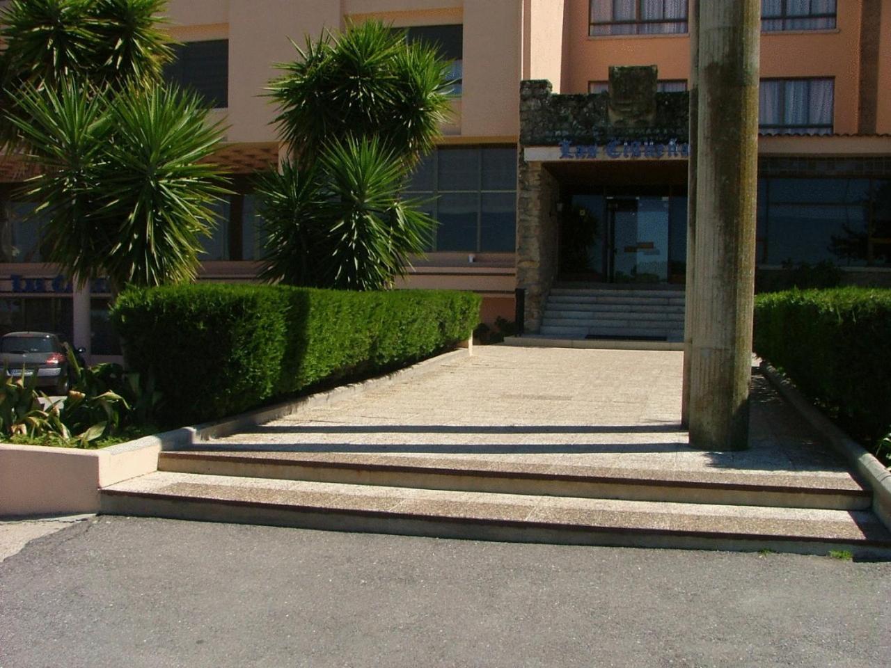 Hotel Las Cigueenas Trujillo Exterior foto